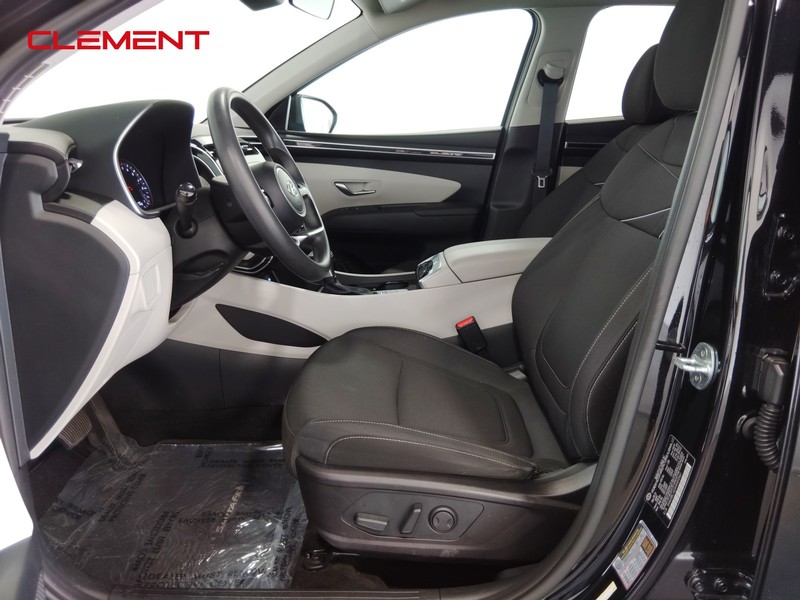 Hyundai Tucson Vehicle Image 26