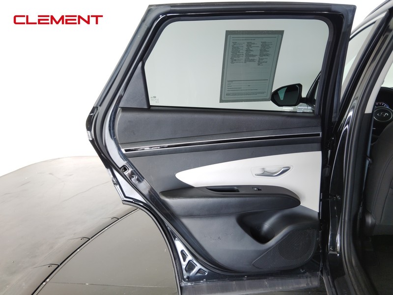Hyundai Tucson Vehicle Image 29