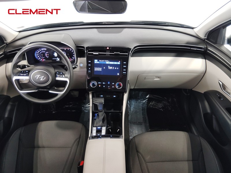 Hyundai Tucson Vehicle Image 34