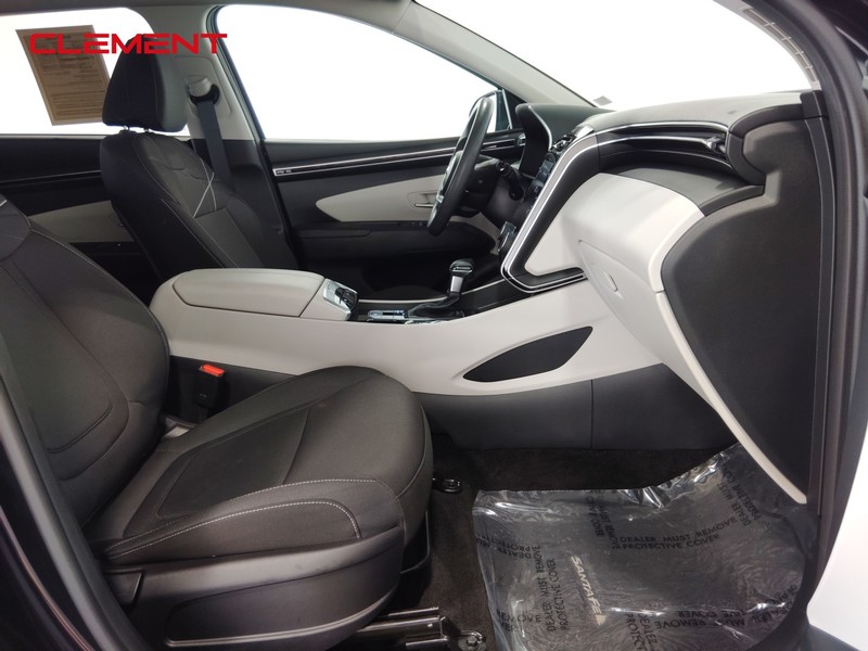 Hyundai Tucson Vehicle Image 40