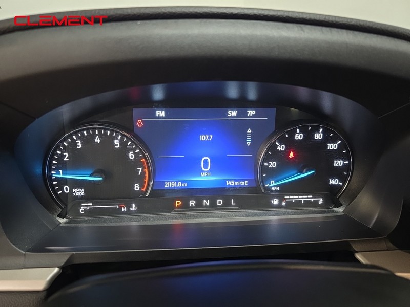 Ford Explorer Vehicle Image 16