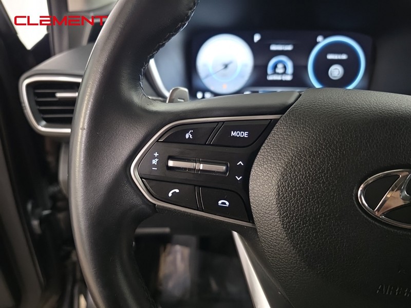 Hyundai Santa Fe Vehicle Image 11