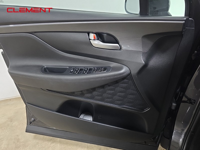 Hyundai Santa Fe Vehicle Image 20