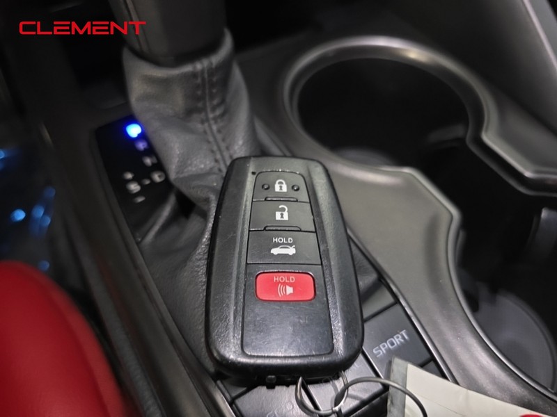 Toyota Camry Vehicle Image 19