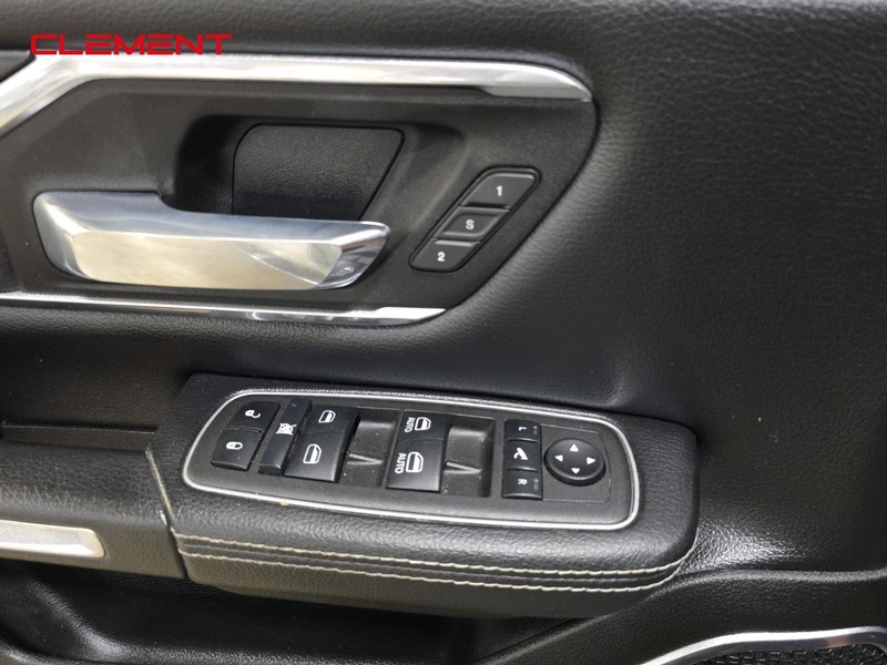 Ram 1500 Vehicle Image 22