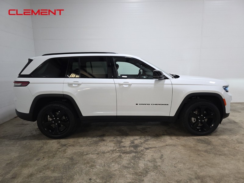 Jeep Grand Cherokee Vehicle Image 05