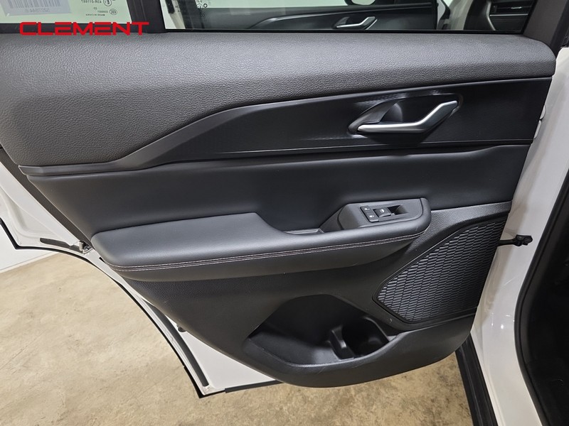 Jeep Grand Cherokee Vehicle Image 27