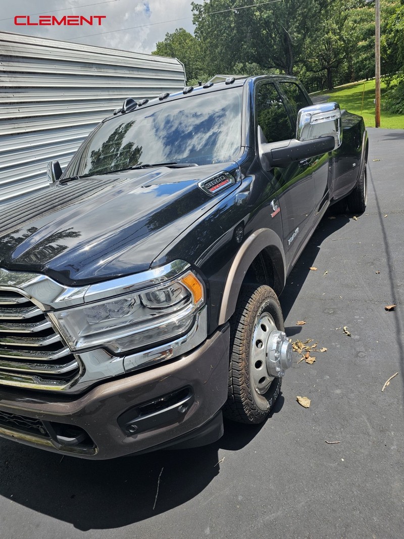 Ram 3500 Vehicle Image 02