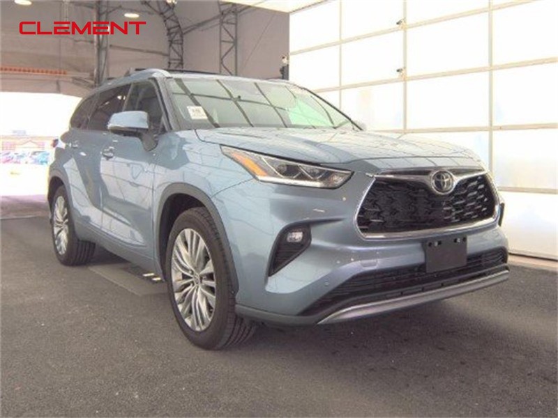 Toyota Highlander Vehicle Image 02