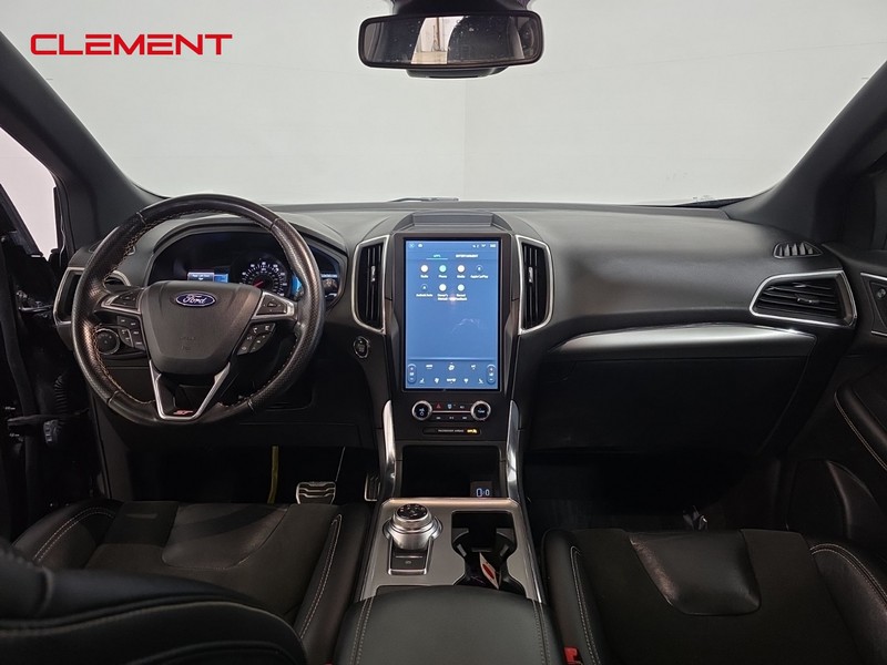 Ford Edge Vehicle Image 09