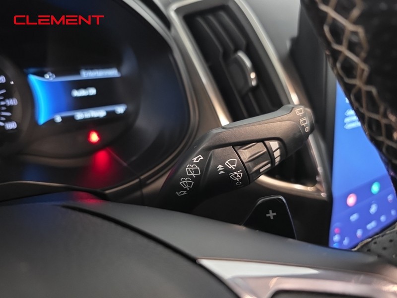 Ford Edge Vehicle Image 13