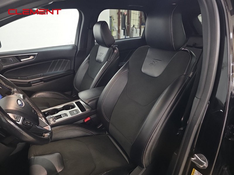 Ford Edge Vehicle Image 24