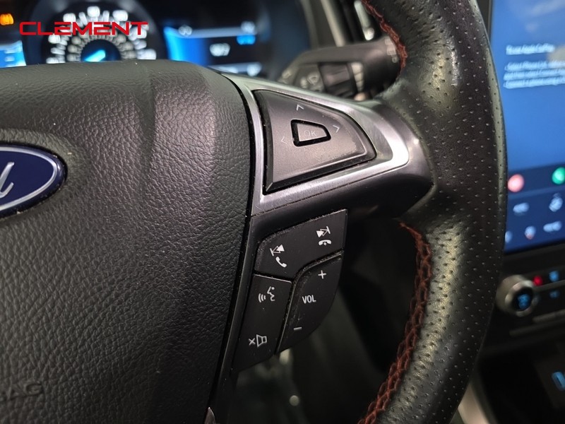 Ford Edge Vehicle Image 13