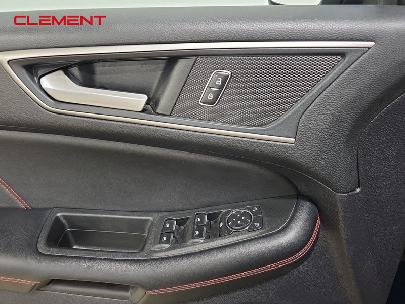 Ford Edge Vehicle Image 20