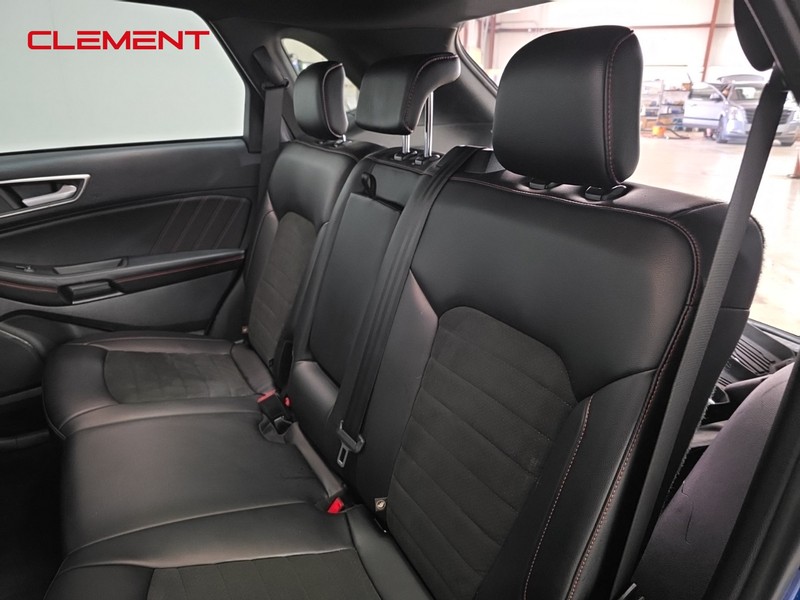 Ford Edge Vehicle Image 26