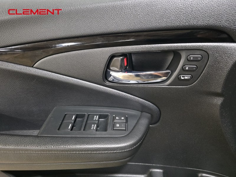 Honda Passport Vehicle Image 22