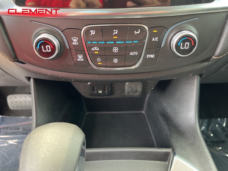 Chevrolet Traverse Vehicle Image 14