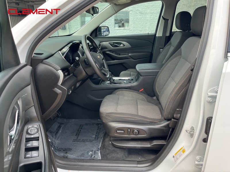 Chevrolet Traverse Vehicle Image 25