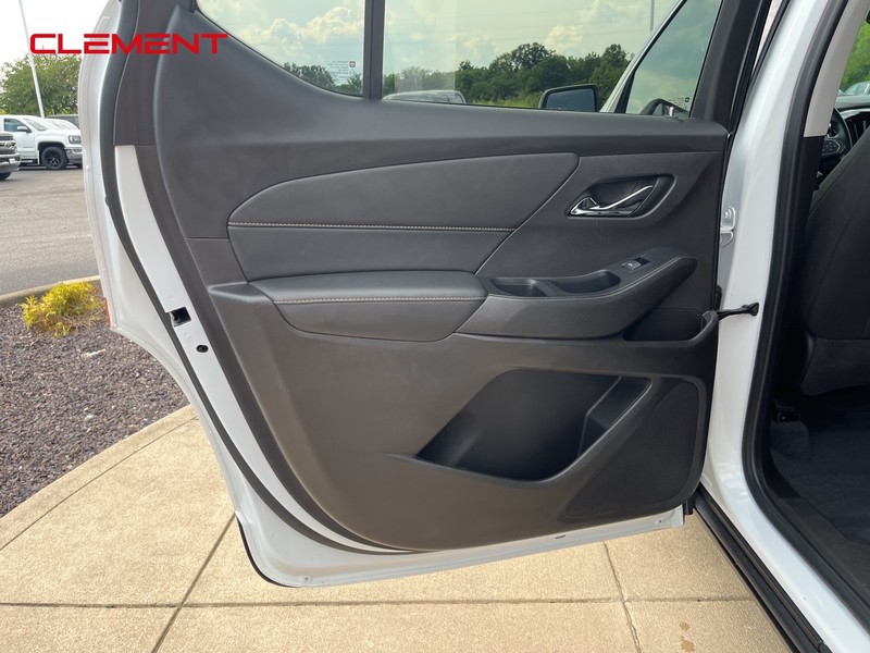 Chevrolet Traverse Vehicle Image 32