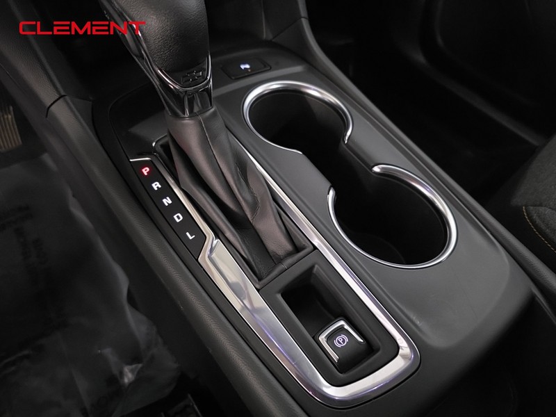 Chevrolet Equinox Vehicle Image 18