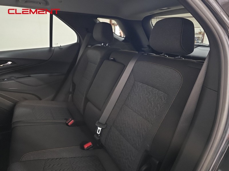 Chevrolet Equinox Vehicle Image 26