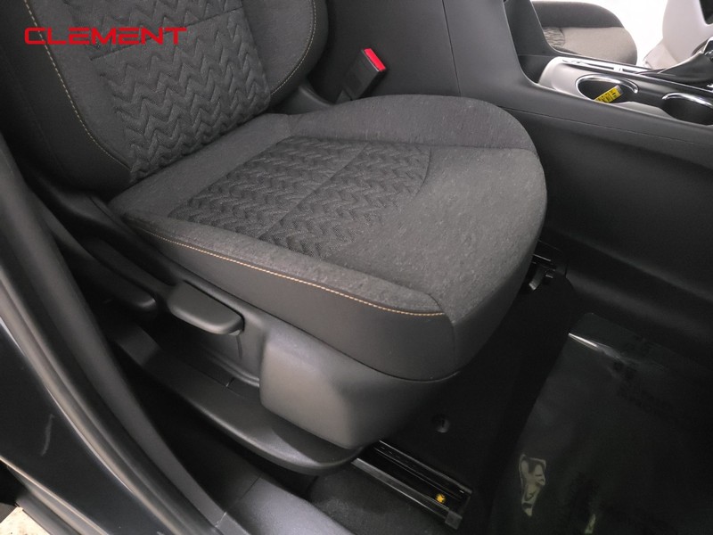 Chevrolet Equinox Vehicle Image 28