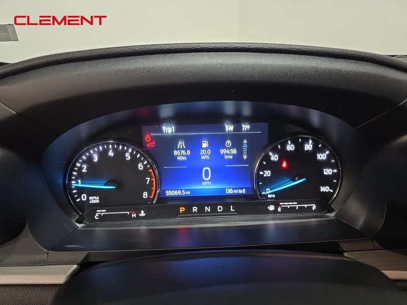 Ford Explorer Vehicle Image 15