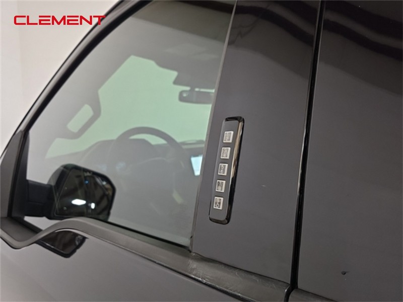 Ford F-150 Vehicle Image 09