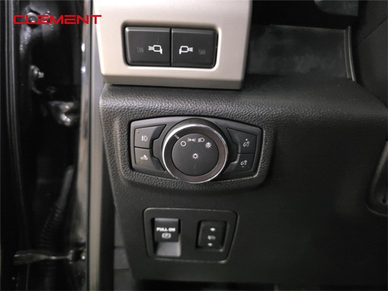Ford F-150 Vehicle Image 11