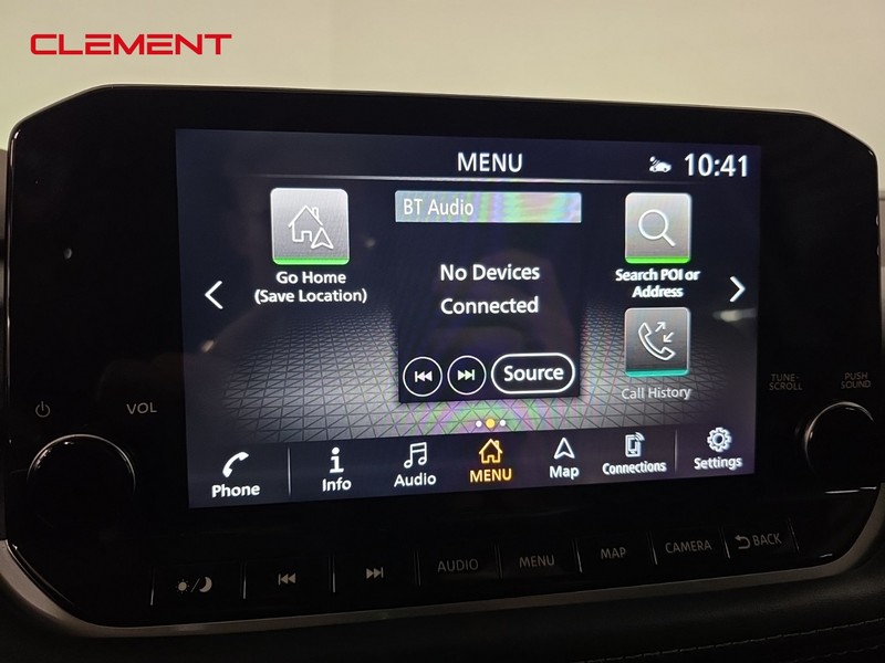 Nissan Rogue Vehicle Image 15