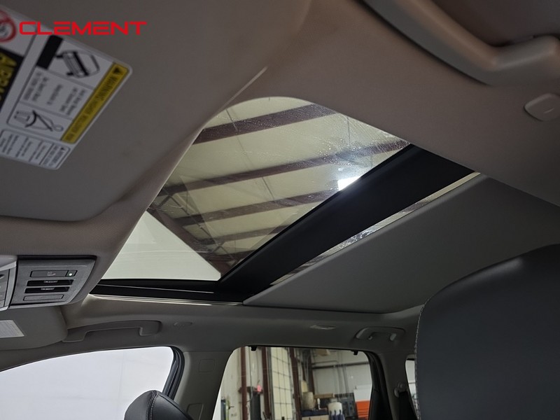 Nissan Rogue Vehicle Image 21