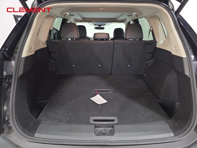 Nissan Rogue Vehicle Image 29