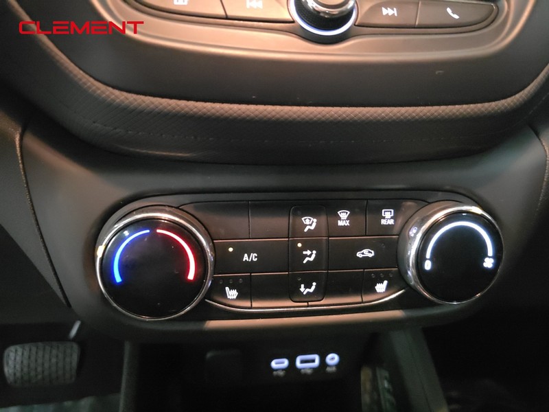 Chevrolet Trailblazer Vehicle Image 18
