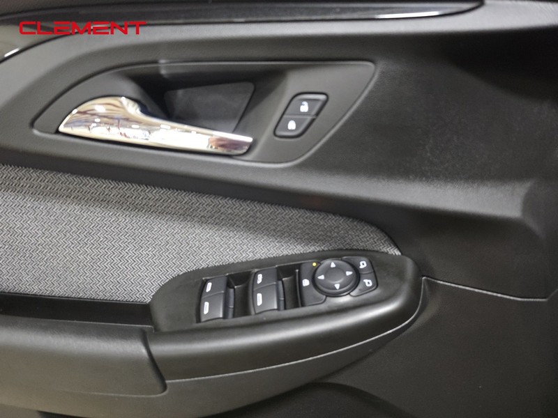 Chevrolet Trailblazer Vehicle Image 20