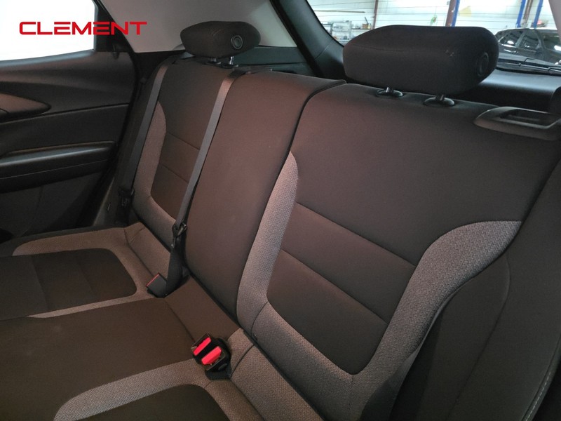 Chevrolet Trailblazer Vehicle Image 26