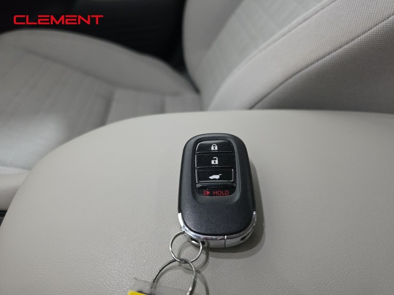 Honda HR-V Vehicle Image 19