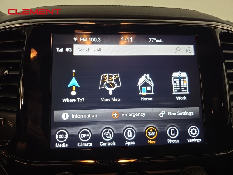 Jeep Grand Cherokee Vehicle Image 15