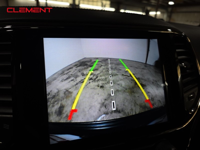 Jeep Grand Cherokee Vehicle Image 17