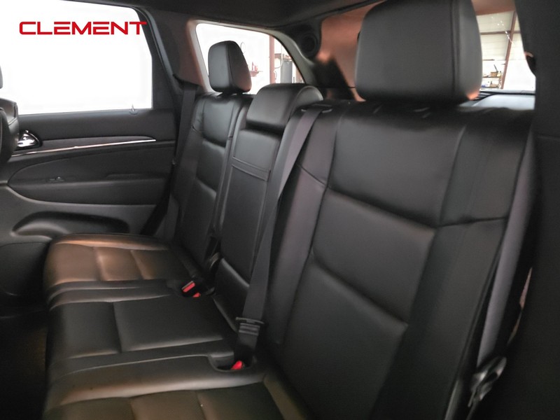 Jeep Grand Cherokee Vehicle Image 27