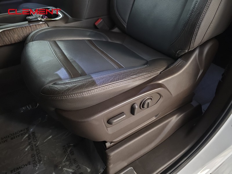 GMC Sierra 1500 Vehicle Image 23