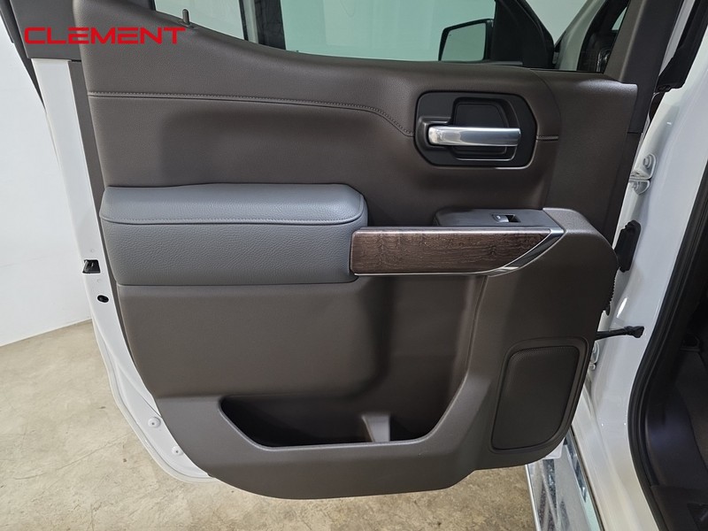 GMC Sierra 1500 Vehicle Image 25