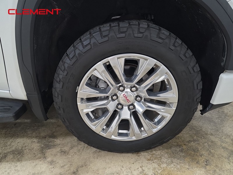 GMC Sierra 1500 Vehicle Image 32