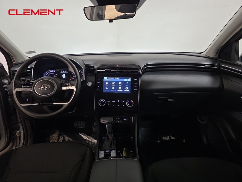 Hyundai Tucson Vehicle Image 10