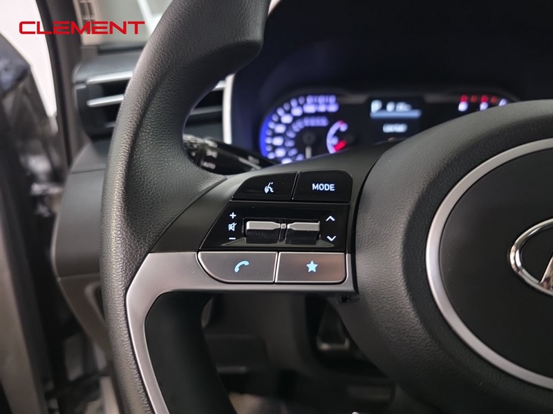 Hyundai Tucson Vehicle Image 13