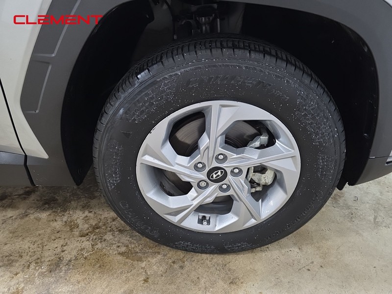 Hyundai Tucson Vehicle Image 33