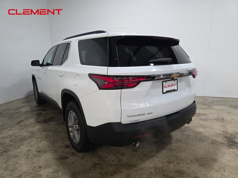 Chevrolet Traverse Vehicle Image 06