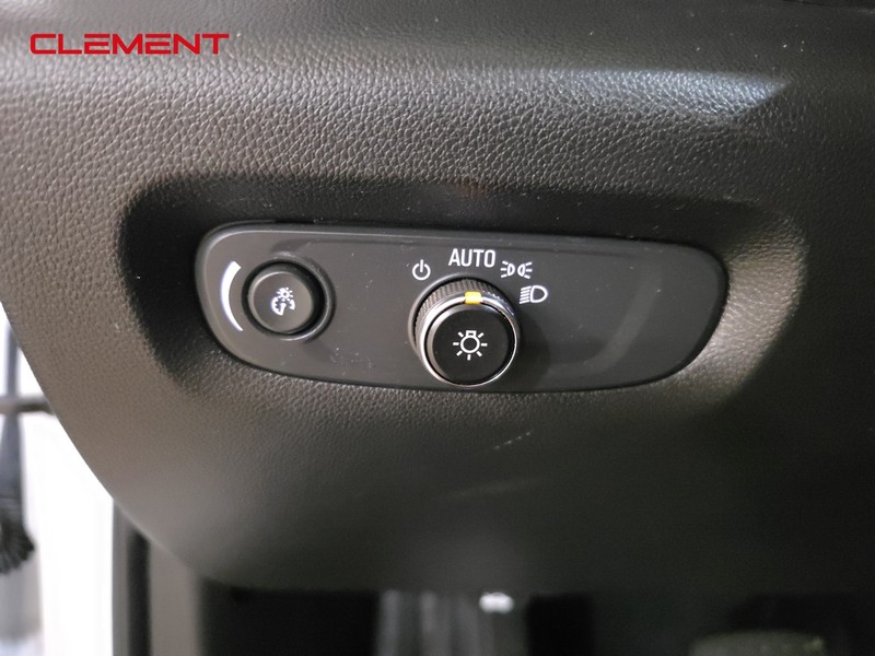 Chevrolet Traverse Vehicle Image 10