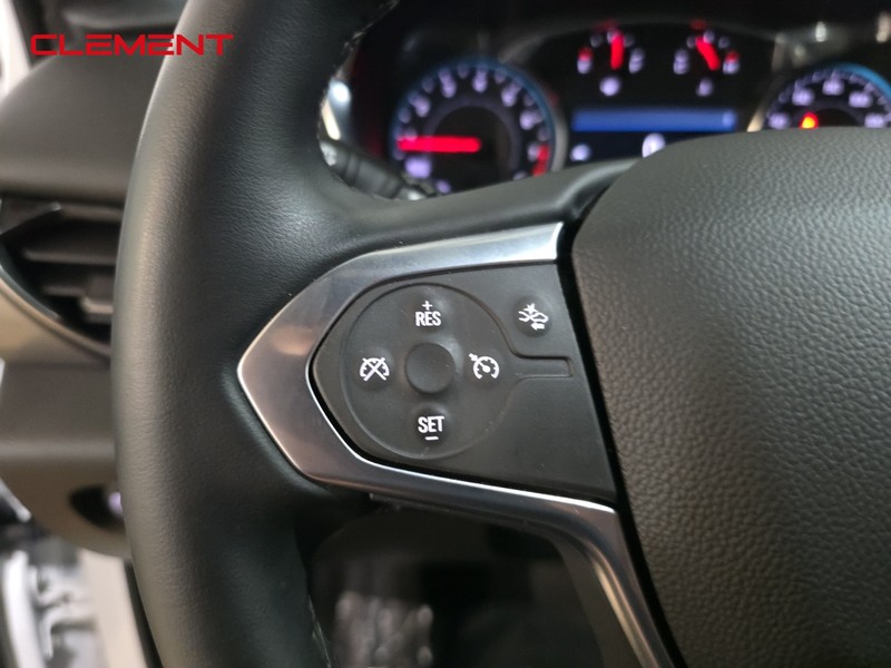 Chevrolet Traverse Vehicle Image 12