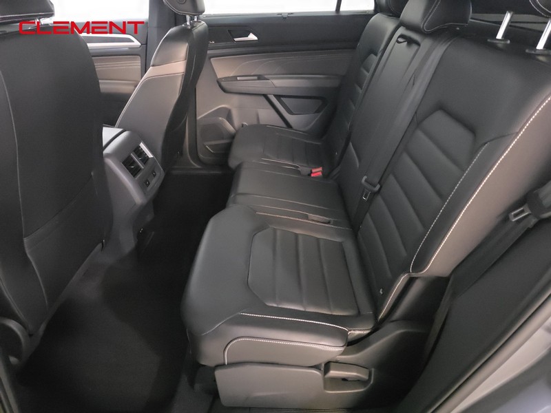 Volkswagen Atlas Cross Sport Vehicle Image 28