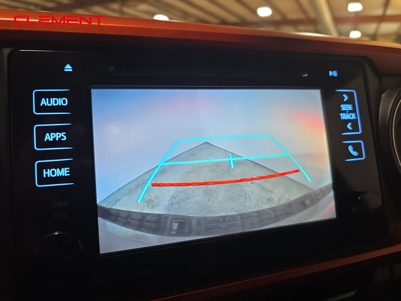 Toyota Tacoma Vehicle Image 19